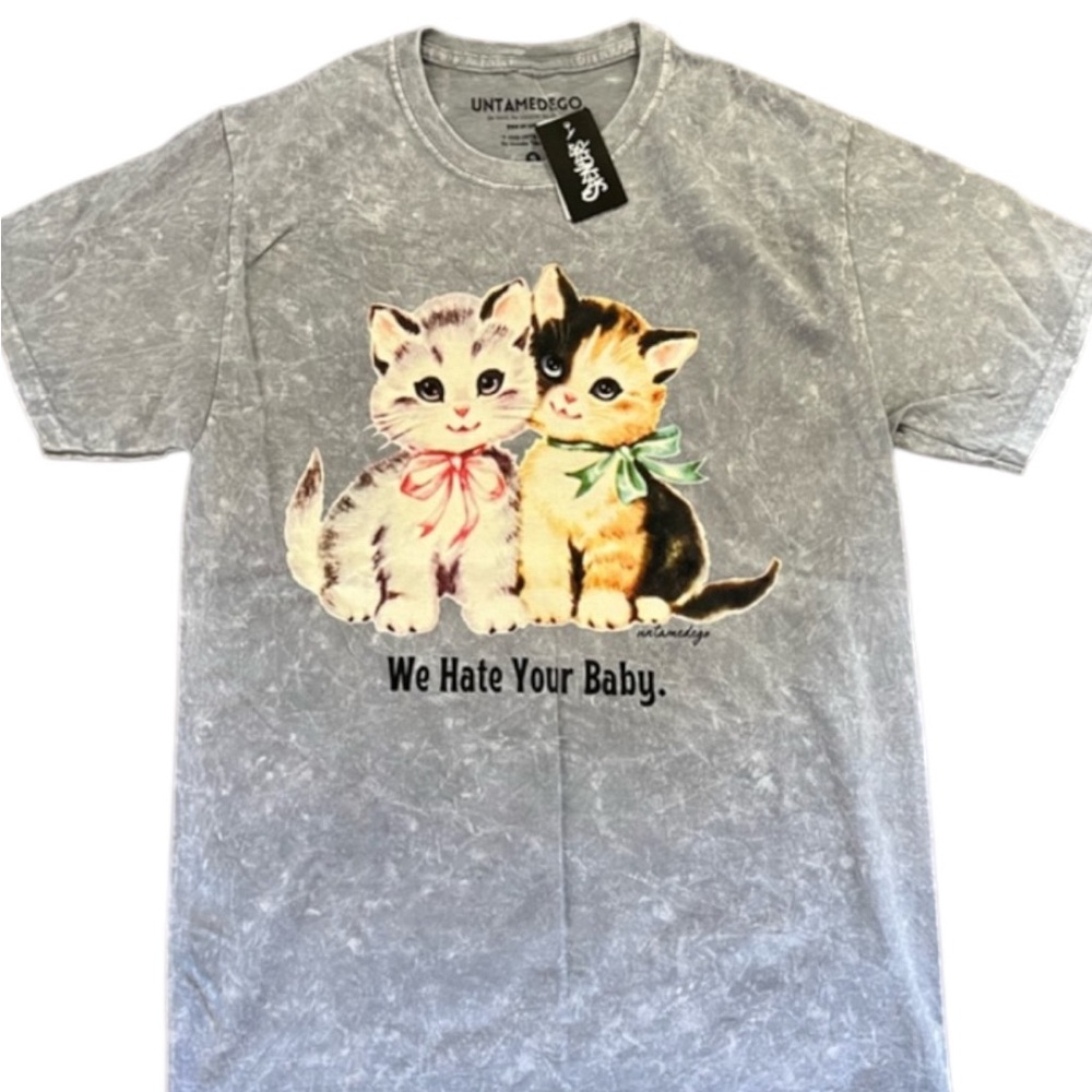 Untamedego Spencer’s Women’s Graphic TShirt- Light Gray- Size Small